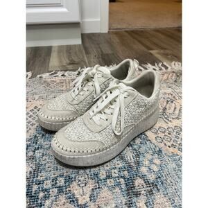 Universal Thread 10 Women's Persephone Sneakers Memory Foam